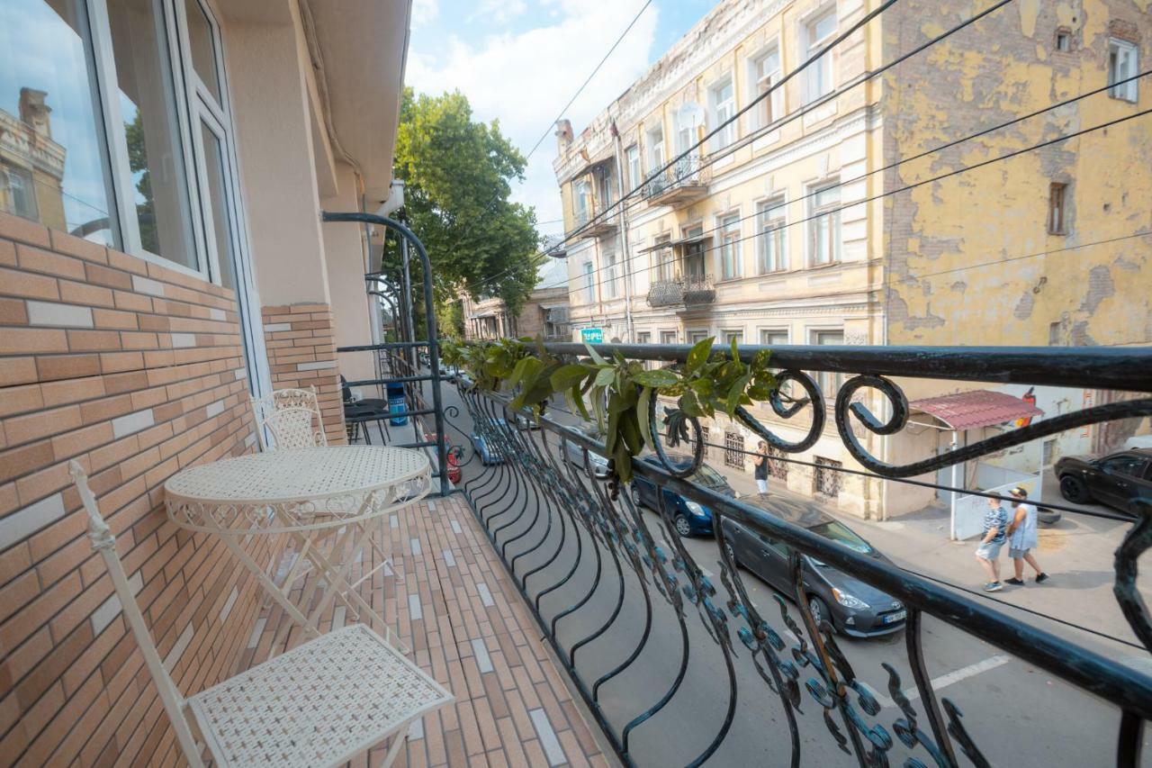 Wine Hostel Tbilisi Exterior photo
